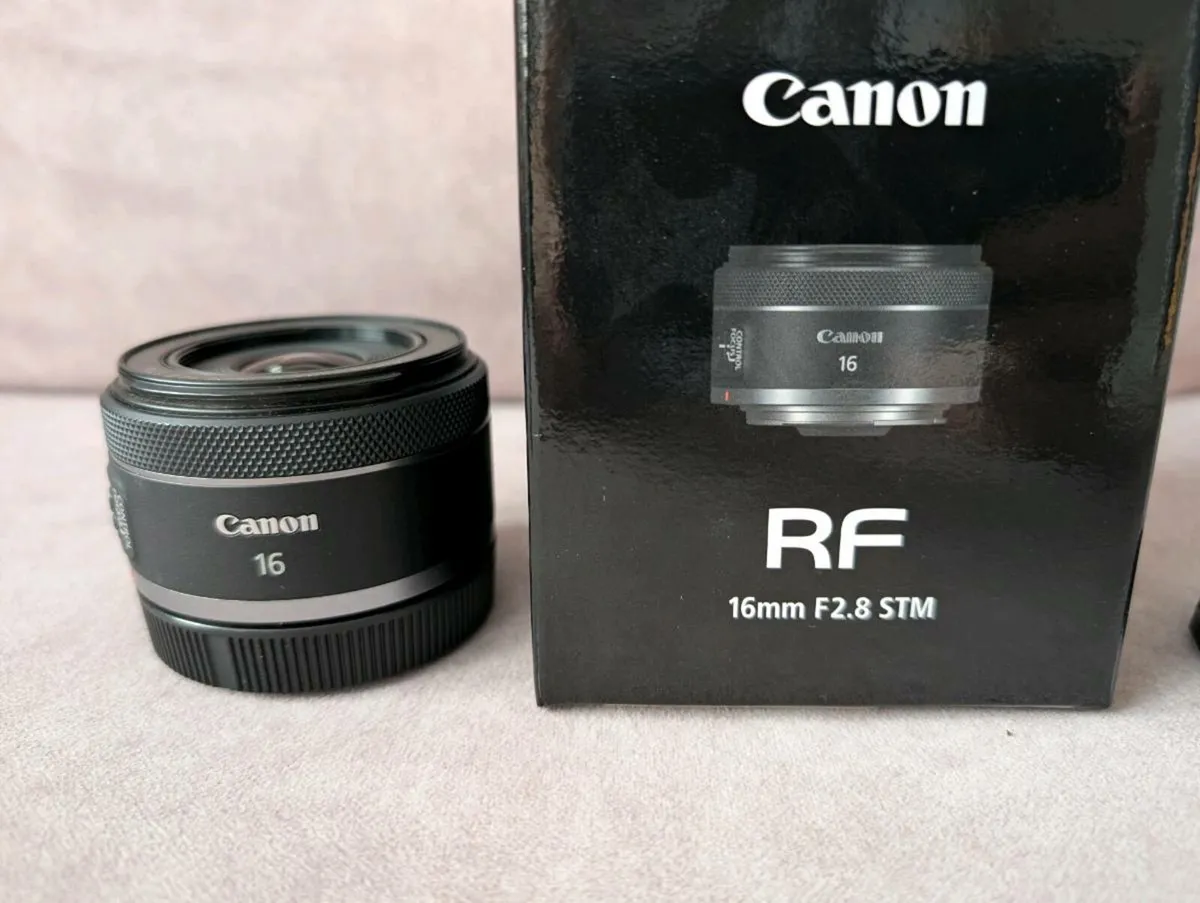 Canon RF 16mm F/2.8 STM - Image 1