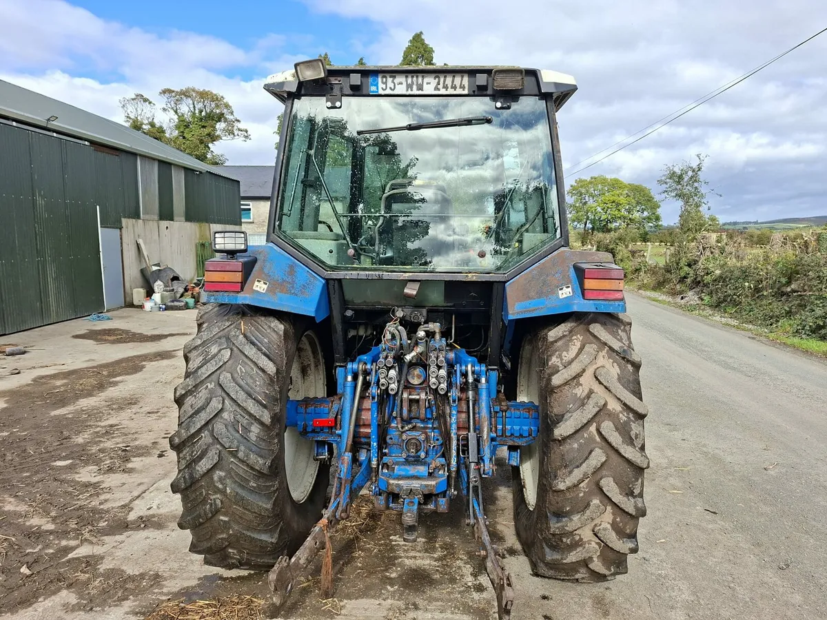 Ford 8340 - Image 2