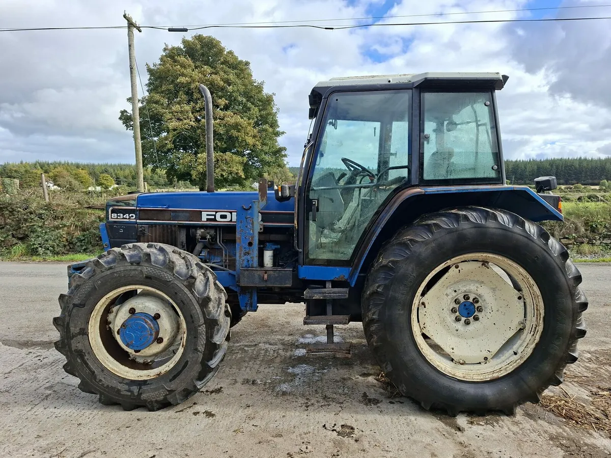 Ford 8340 - Image 3