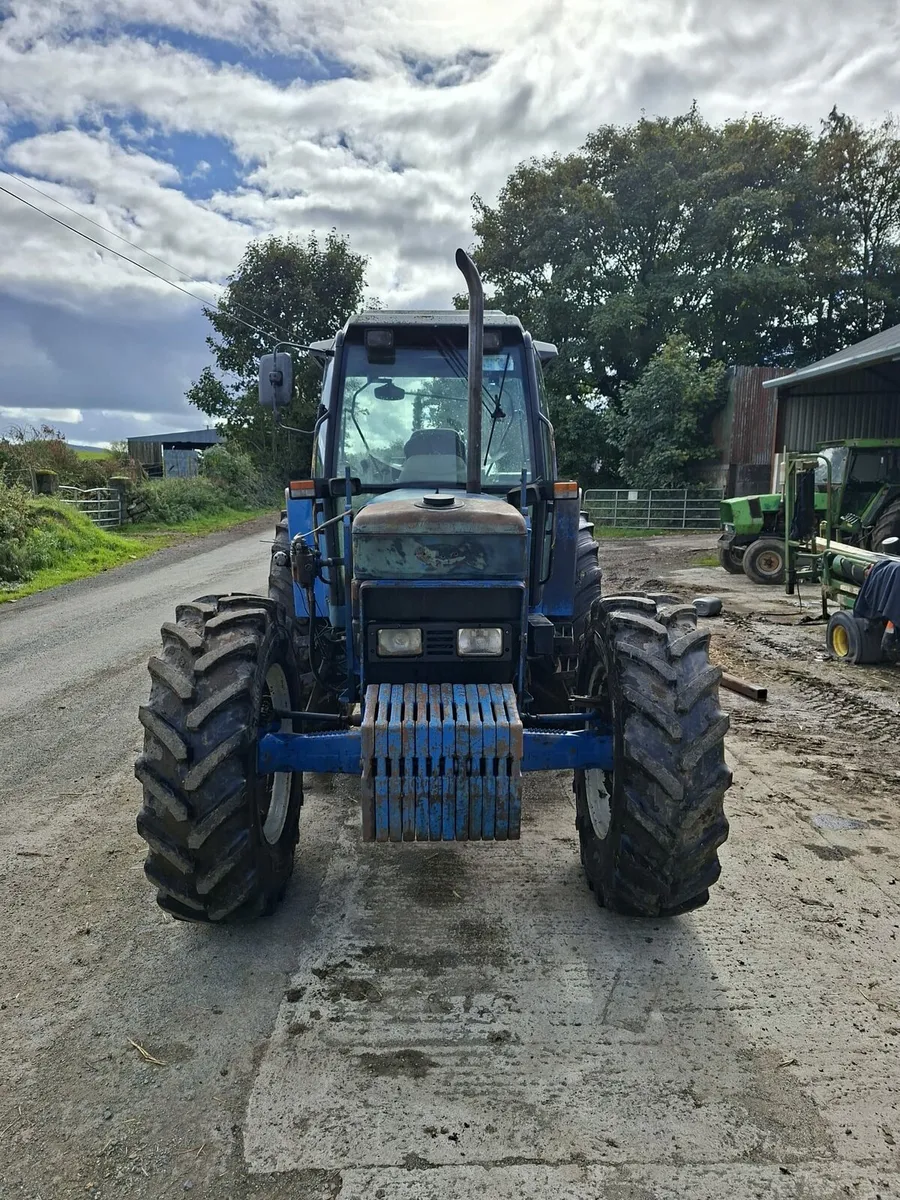 Ford 8340 - Image 4