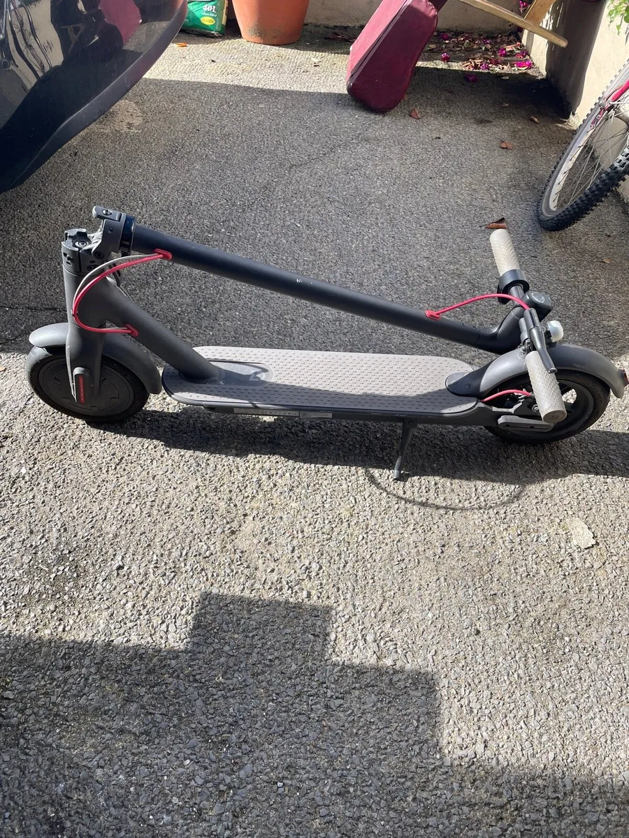 MI Electric scooter - Image 3