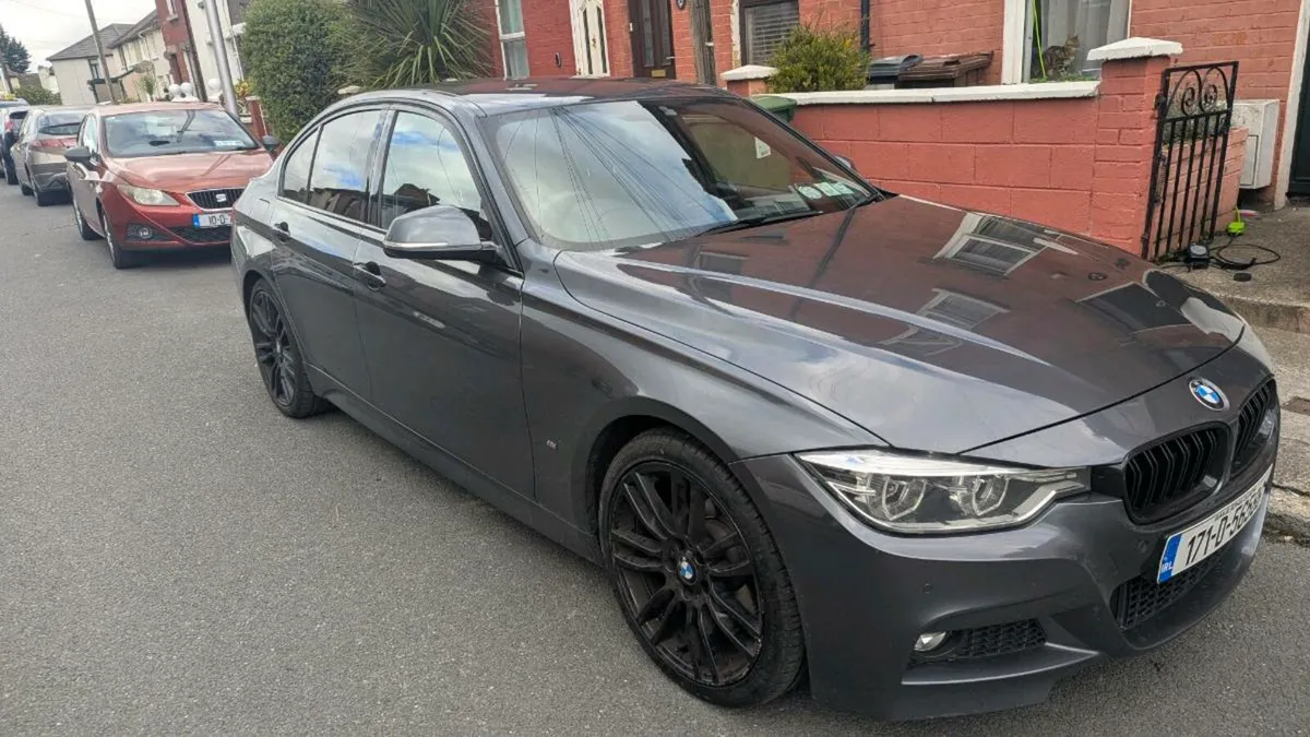 BMW 330E MSport 2017 - Image 4