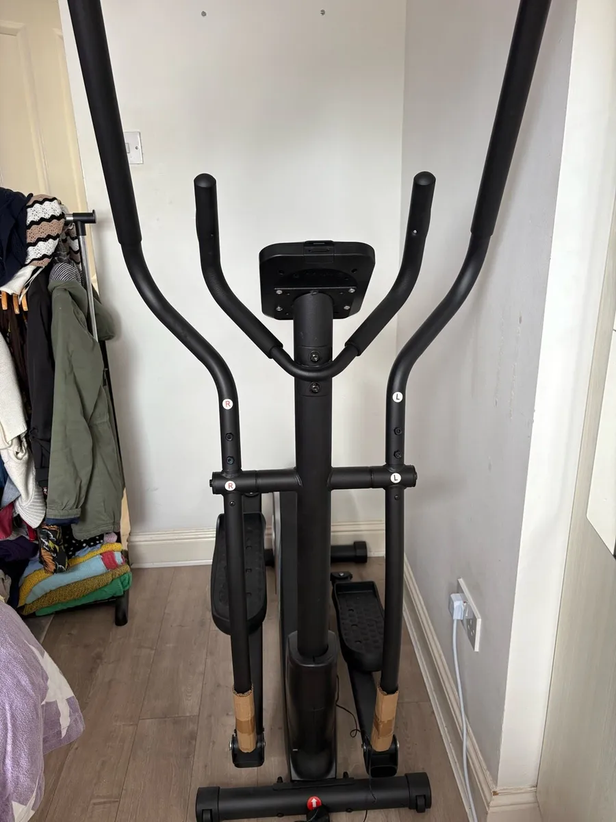 Elliptical Cross Trainer BRAND NEW - Image 2