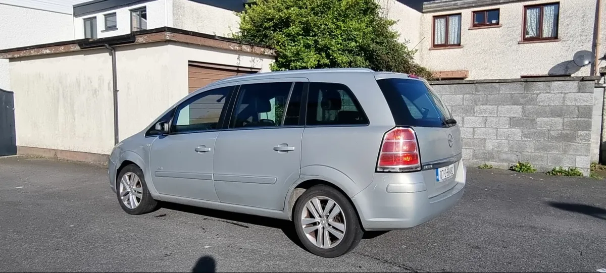 Opel Zafira 2007 - Image 2