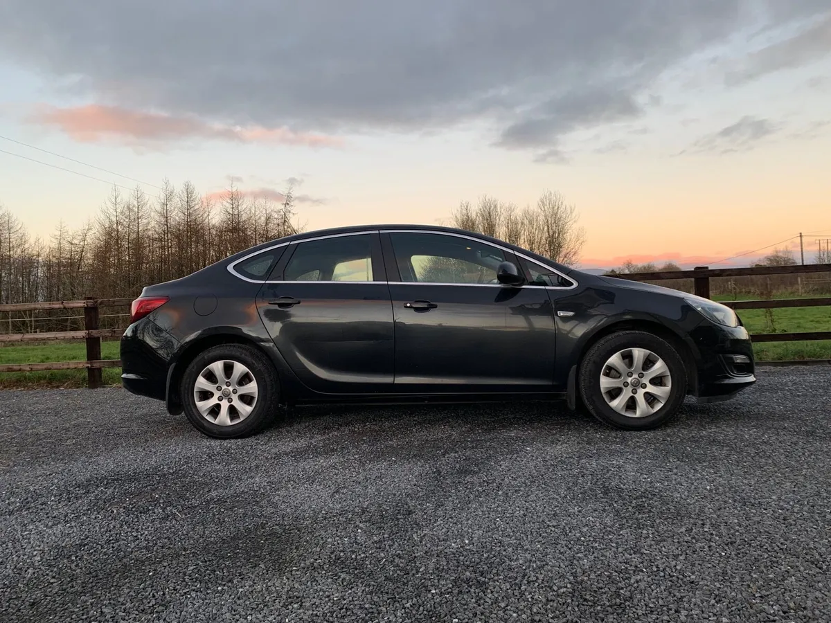 Opel Astra 2016 - Image 4