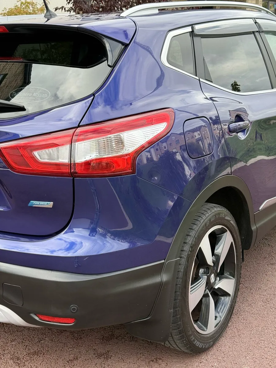 Qashqai 1.5 dCi SV Premium, low mileage, one owner - Image 3