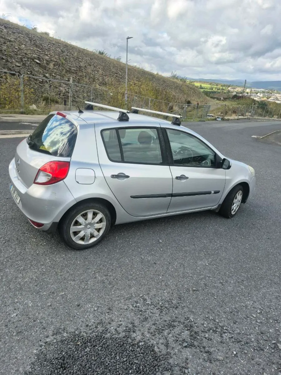 Car - Image 1