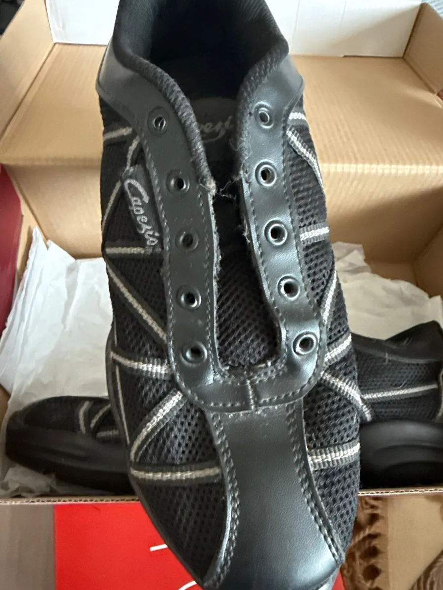 Capezio dance runners - Image 2
