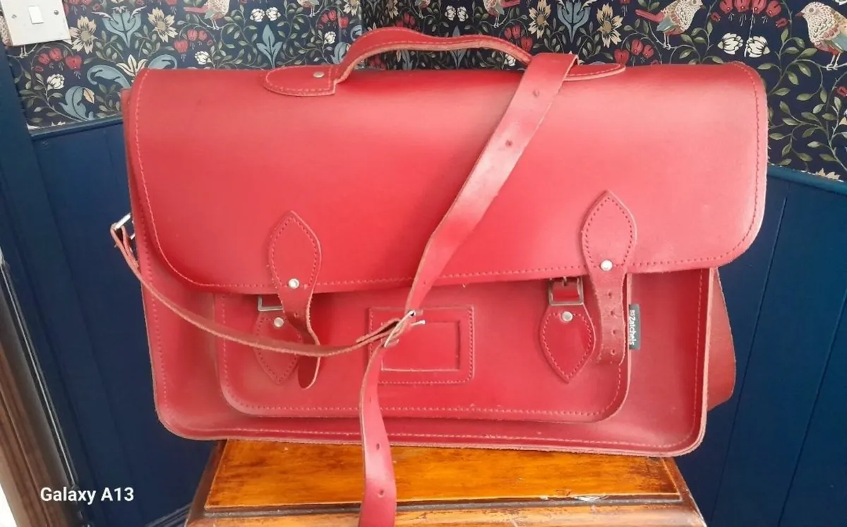 Red genuine leather 'zatchels' schoolbag - Image 3