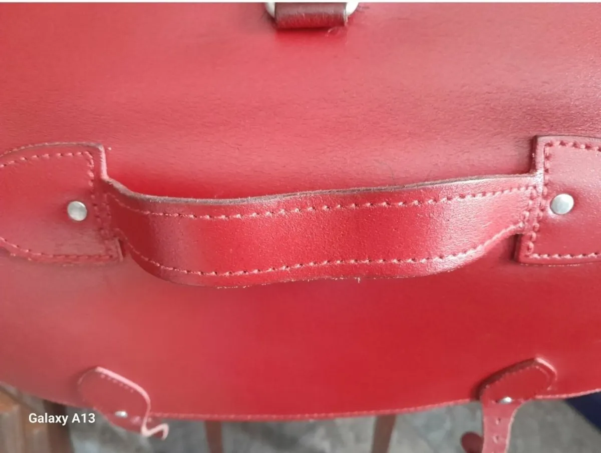 Red genuine leather 'zatchels' schoolbag - Image 4