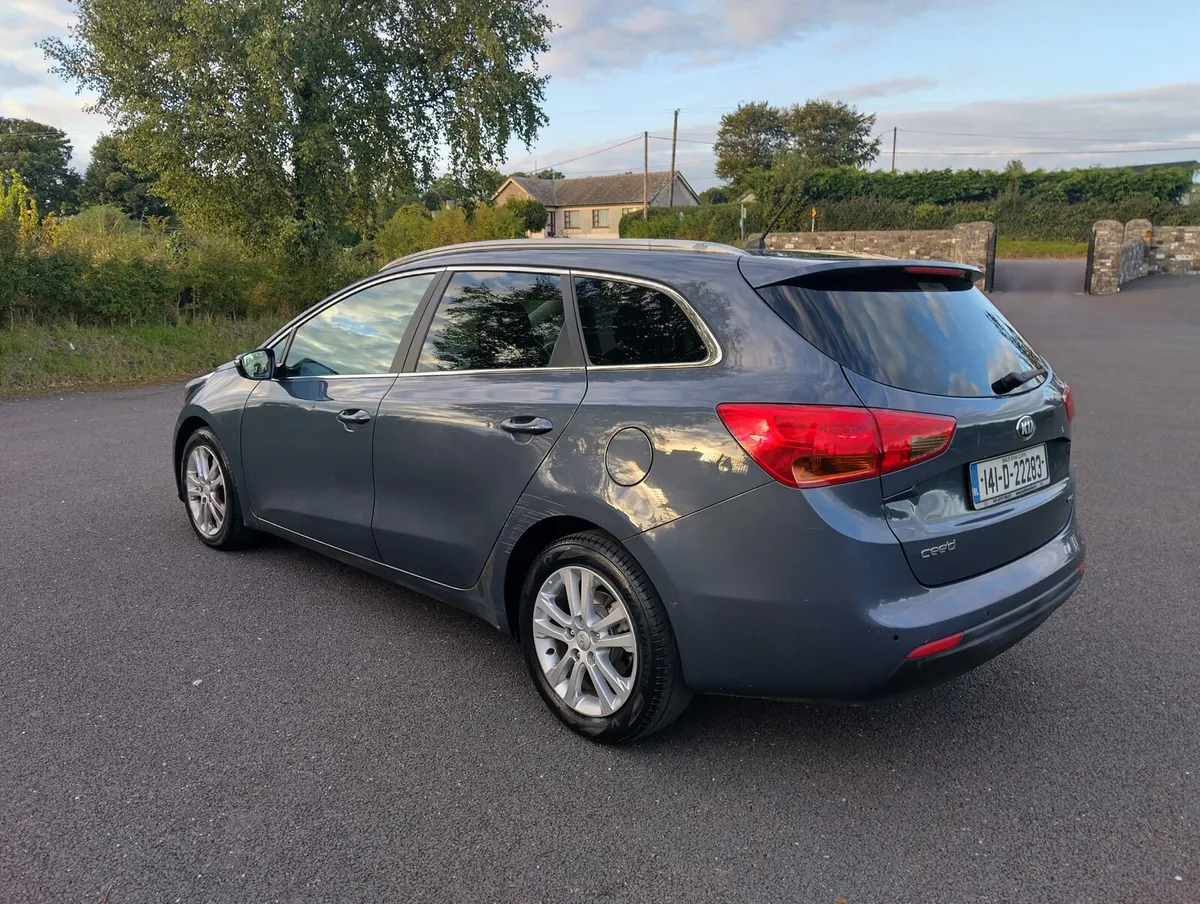 Kia Ceed SW. 1.6 EX. Very Low KMS. Long NCT 2026 - Image 4