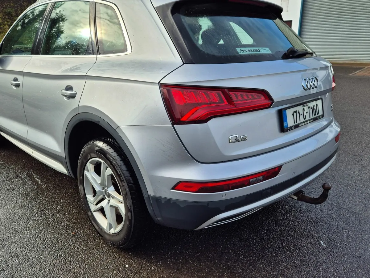 Audi Q5 quattro 190 Q S-T SE AUT - Image 4