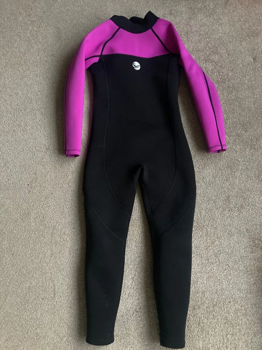 Kids wetsuit age 8-9