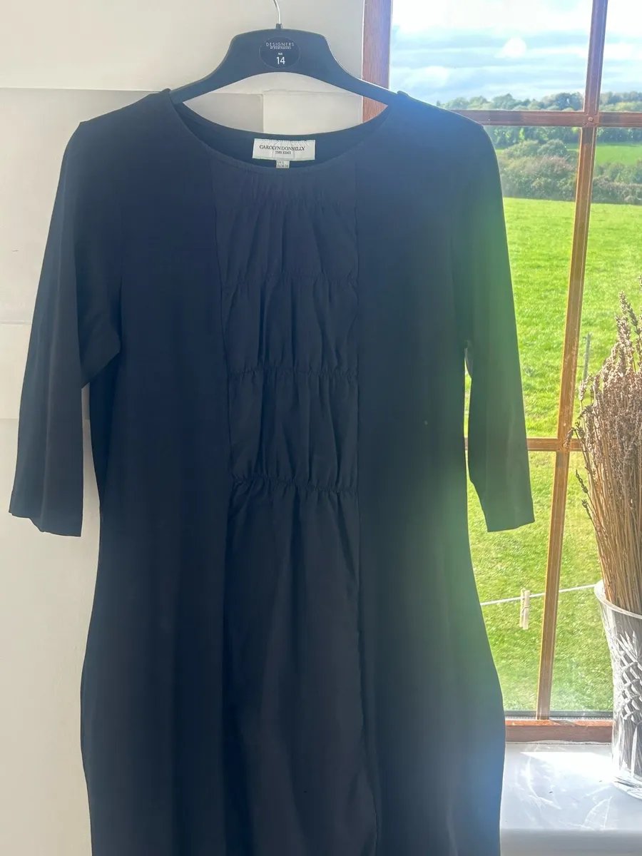 Women's clothes - Image 1
