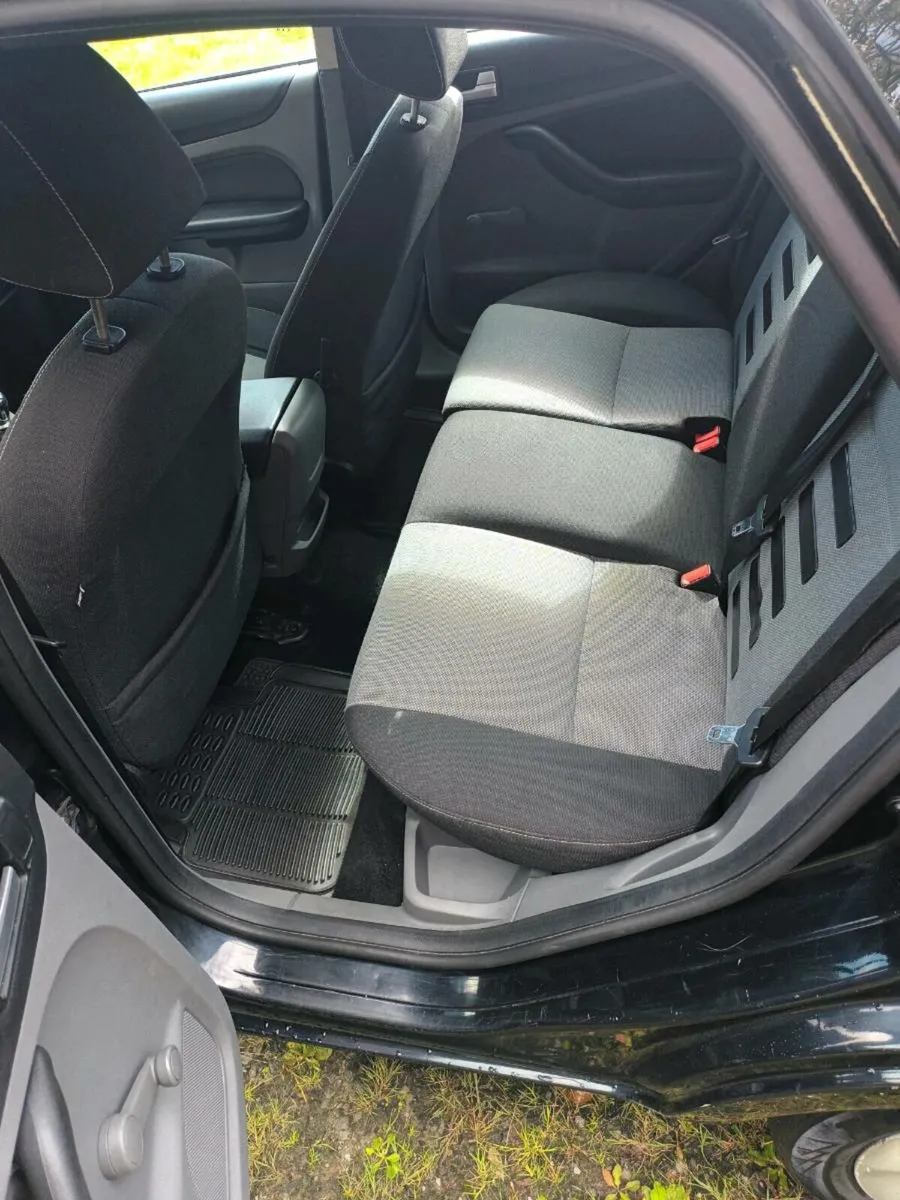 Car - Image 2