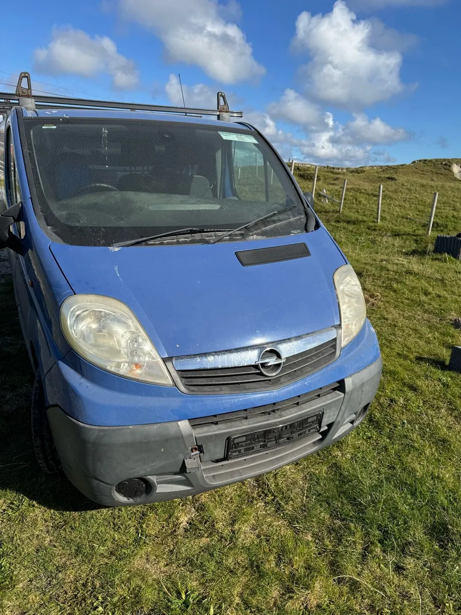 Van - Image 2
