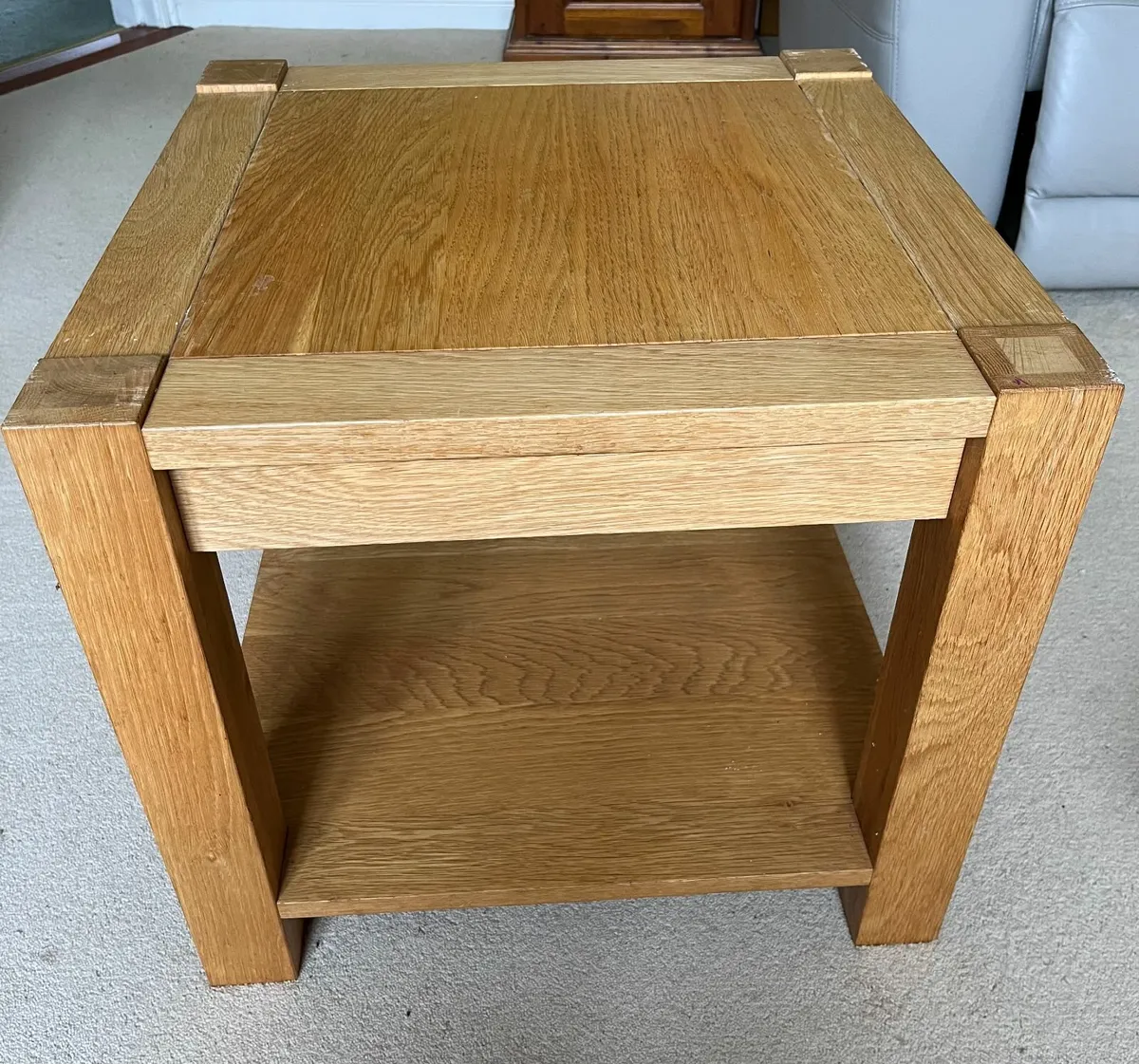 Small pine coffee table - Image 1