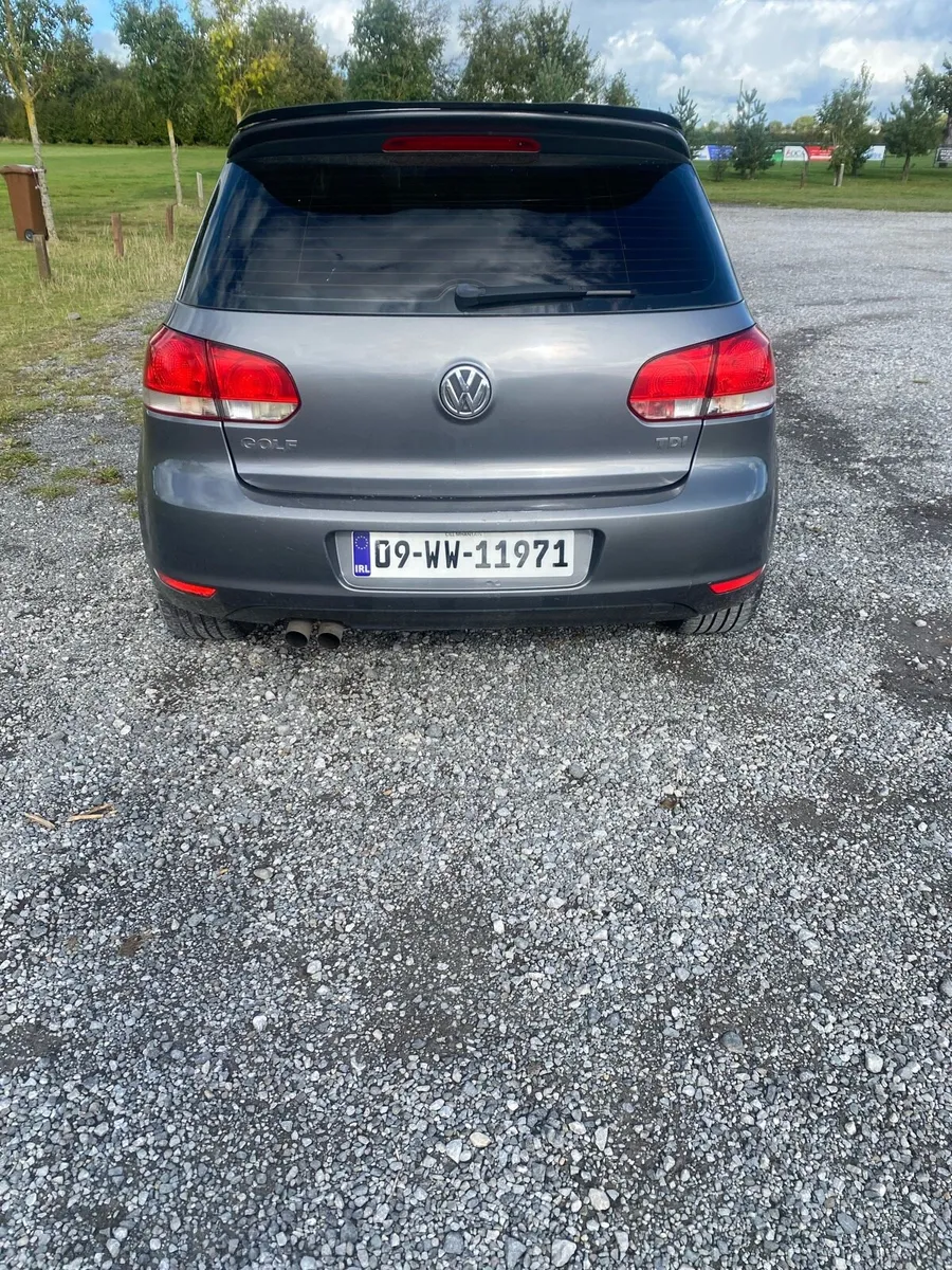 Volkswagen Golf - Image 4