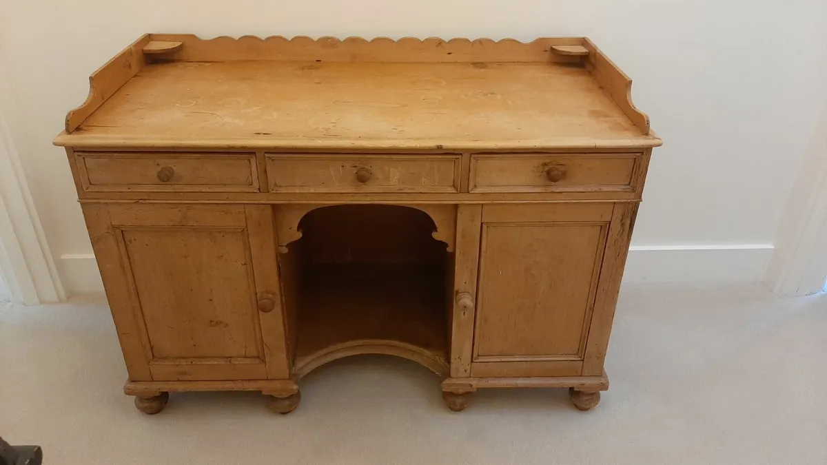 Pine dressing table - Image 3
