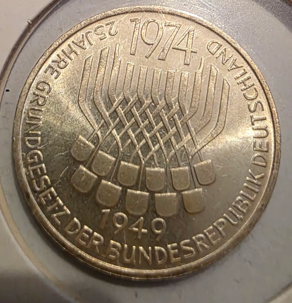 1974 german silver 5 mark - Image 1