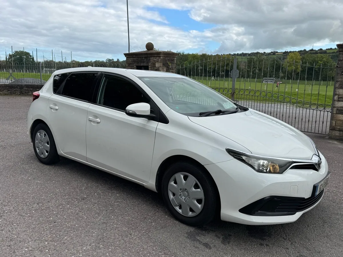Toyota Auris Van 2016, CVRT 07/26, Tax 09/26 - Image 1