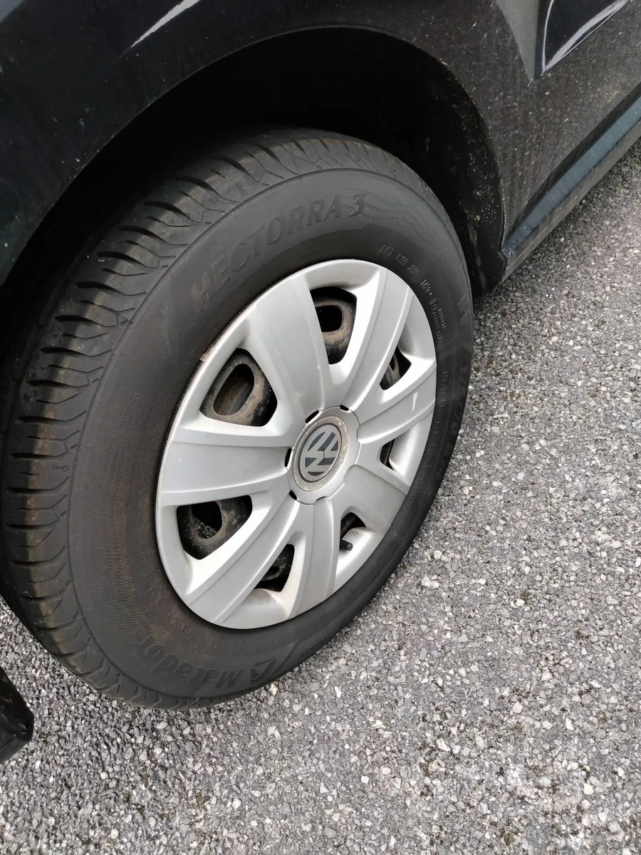 Volkswagen Polo 2013 LOW MILEAGE - Image 4