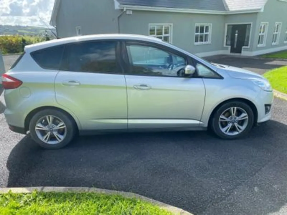 Ford C-Max 2015 - Image 1
