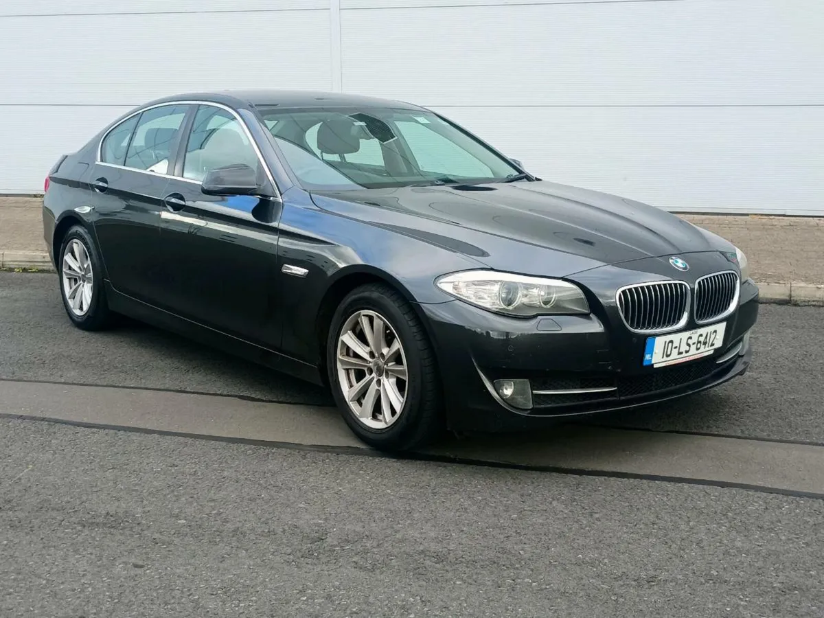 2010 BMW 520d   auto - Image 2