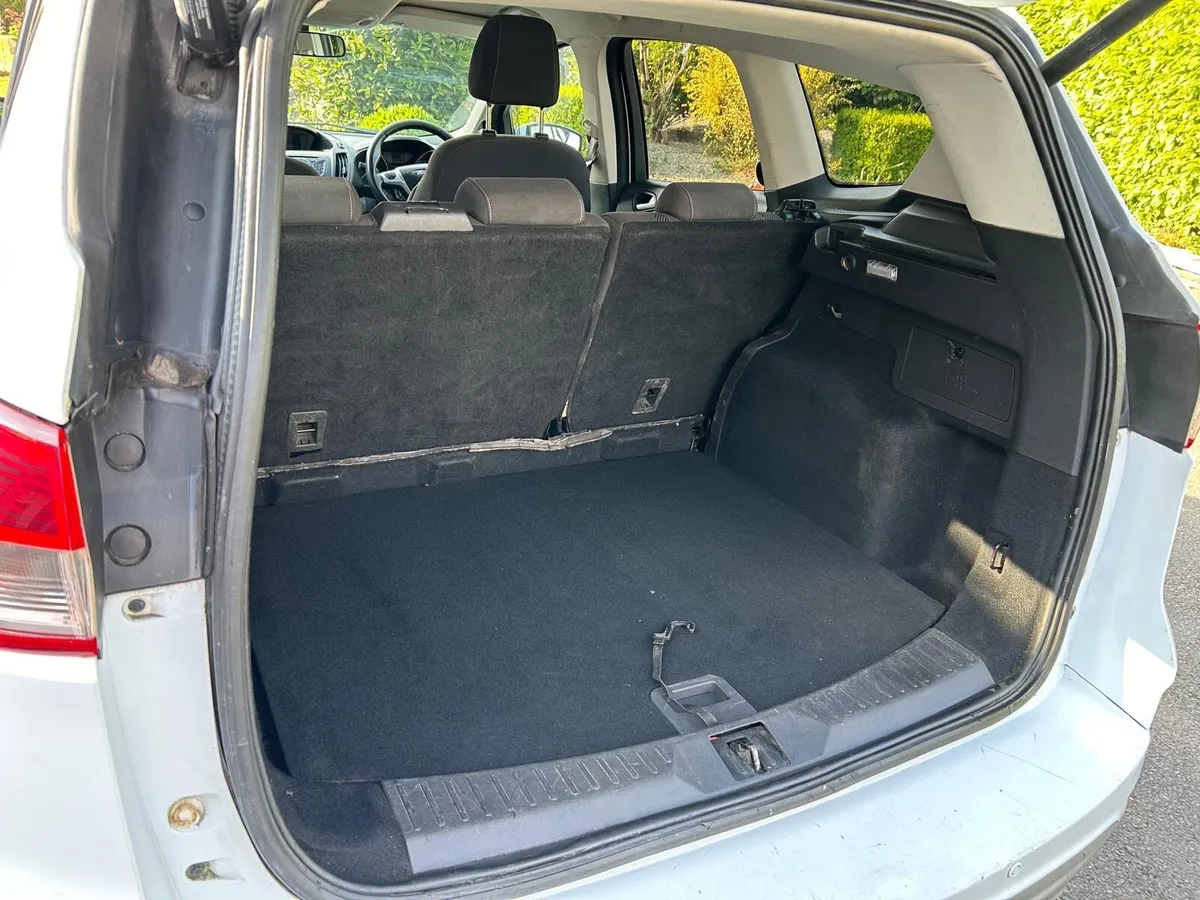 Ford Kuga 2013 2L TDCI Zetec, NCT July 26 - Image 3