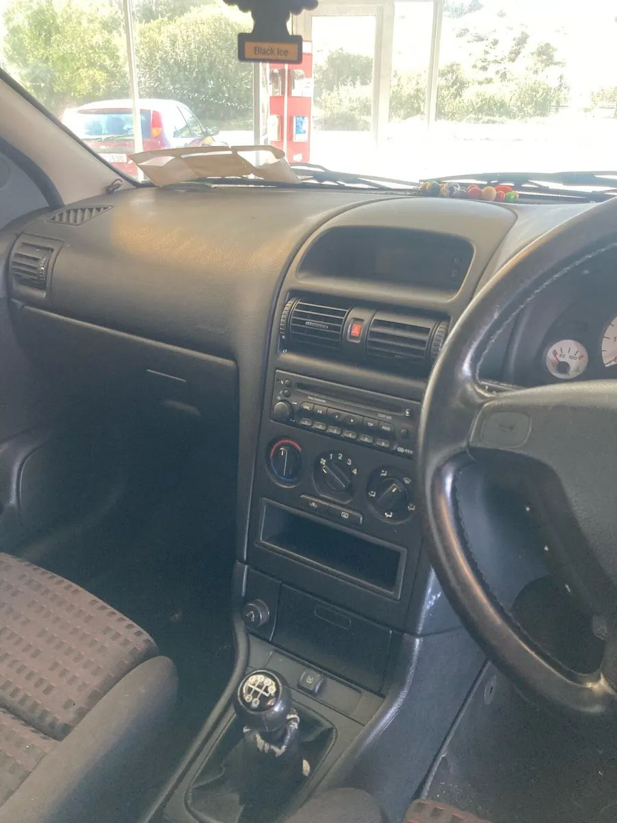 Rare Opel Astra 3dr Sport 1.8axe year 2000 - Image 2
