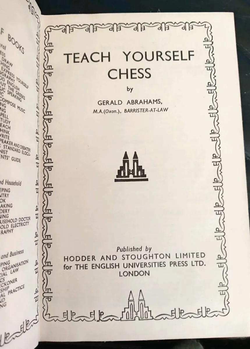 Teach Yourself Chess Vintage Book 1948 - Image 2