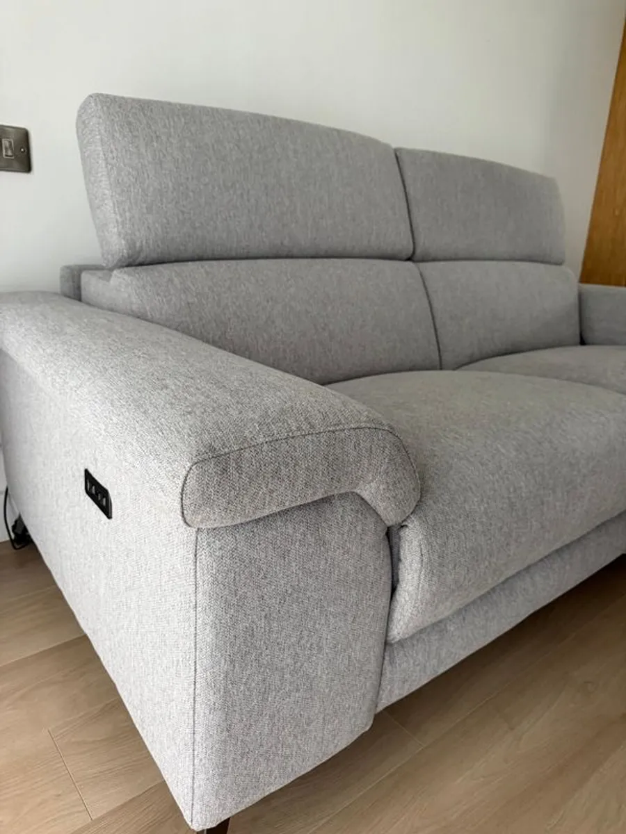 Pristine 2-Seater Electric Recliner Sofa  Modern Grey Fabric - Image 4