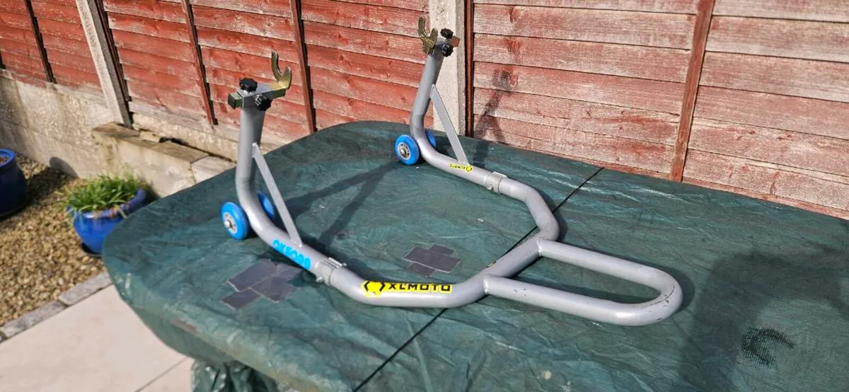 Oxford Premium Rear Paddock Stand - Image 1