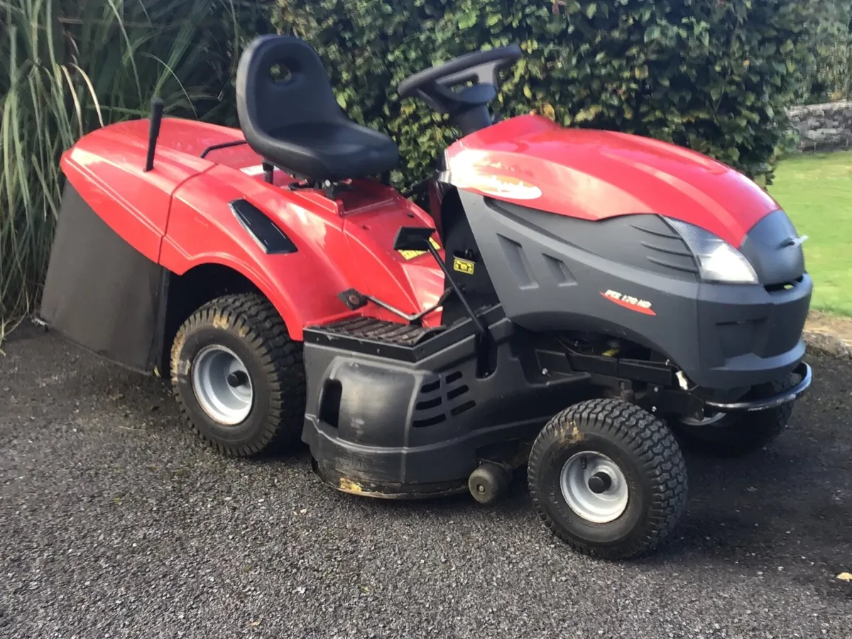 Castlegarden 16/5 HP hydro ride on lawnmower - Image 1