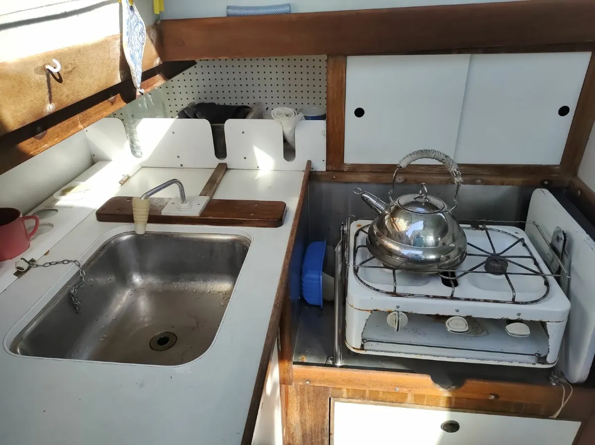 sail boat Nicholson 32 markV - Image 4