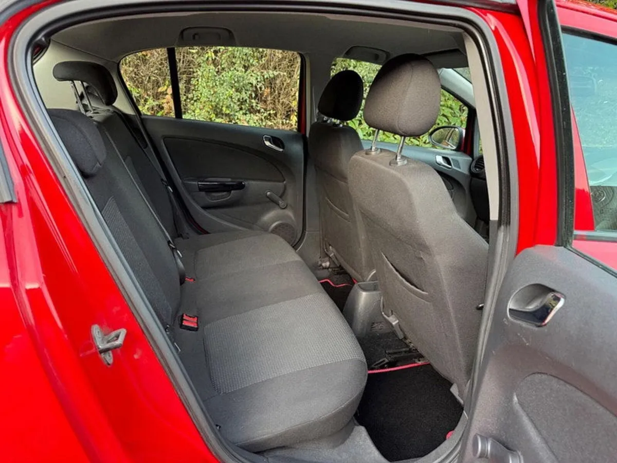 Vauxhall Corsa 2011 - Image 2