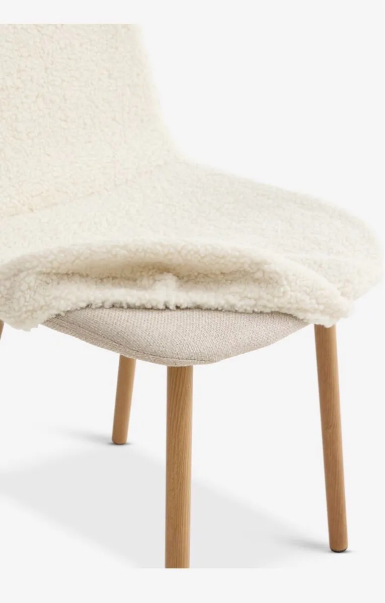 1x Chair - Image 2