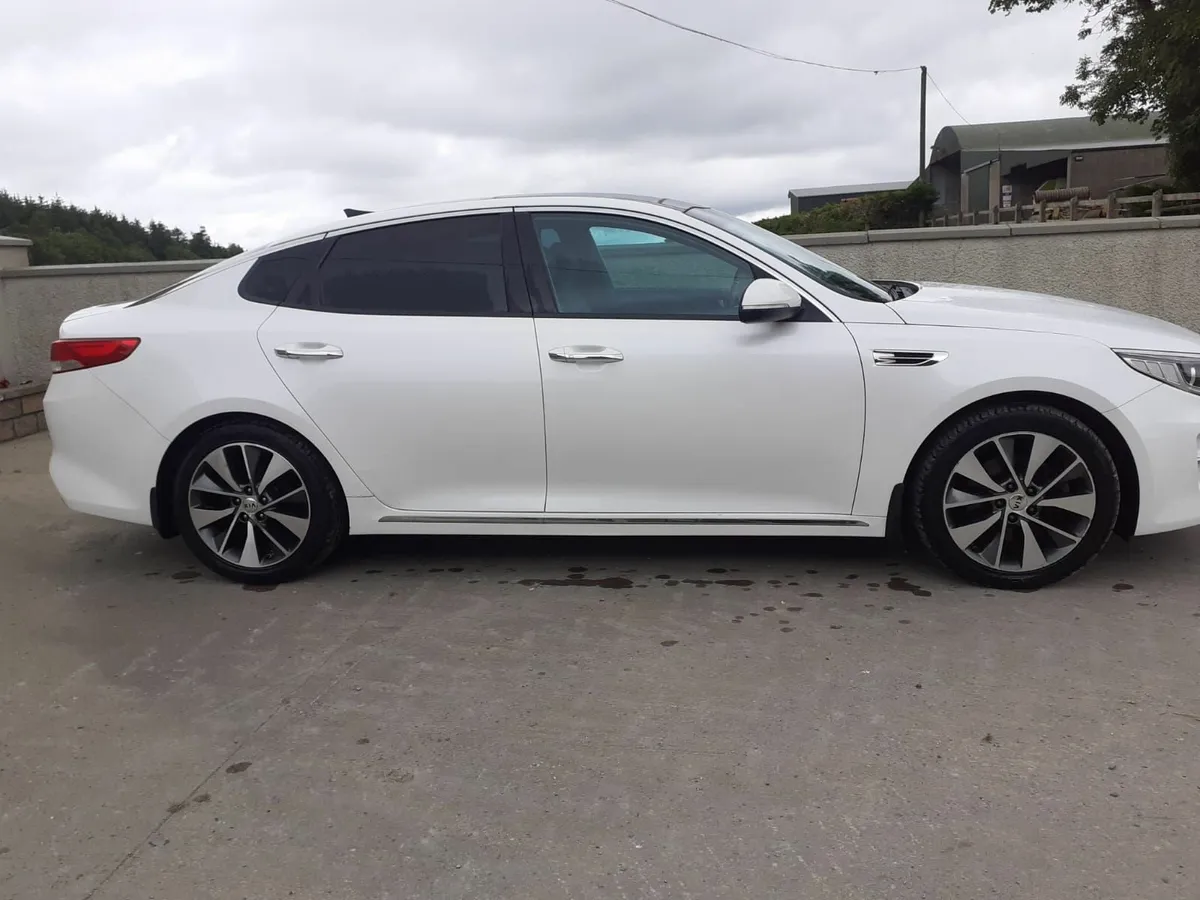 Kia Optima GSE (1.7 diesel) - Image 1