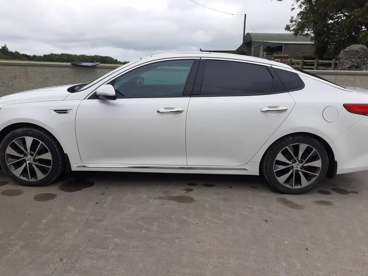 Kia Optima GSE (1.7 diesel) - Image 2