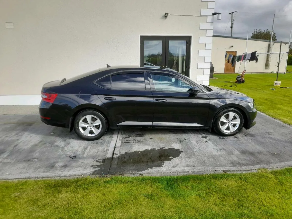 Skoda superb mk3 - Image 3