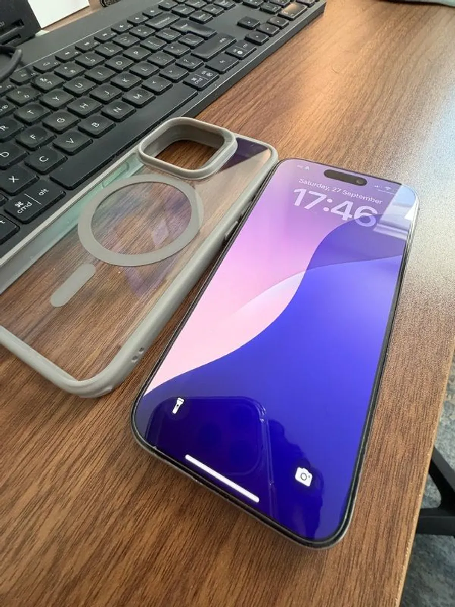 iPhone 15 Pro 256gb (unlocked) - Image 1