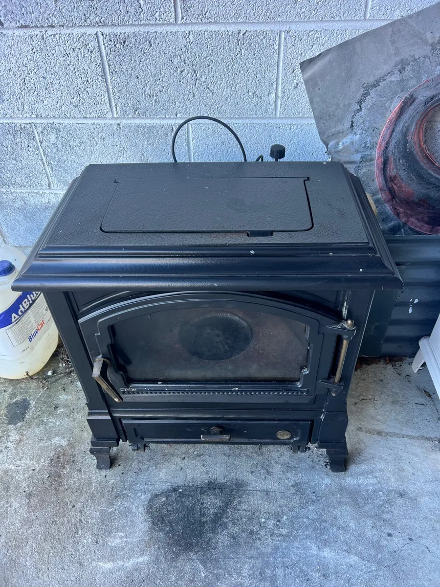 Stove - Image 1