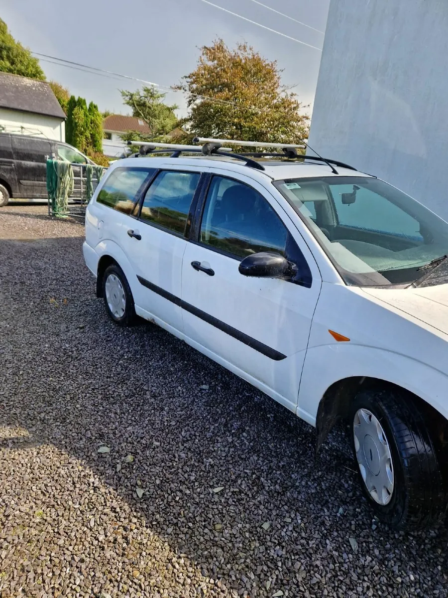 Ford Focus 1999 - Image 1