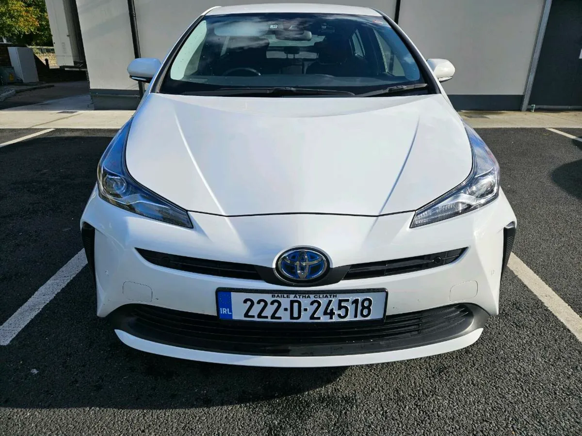 Toyota Prius 2022 Auto Hybrid low mileage - Image 4