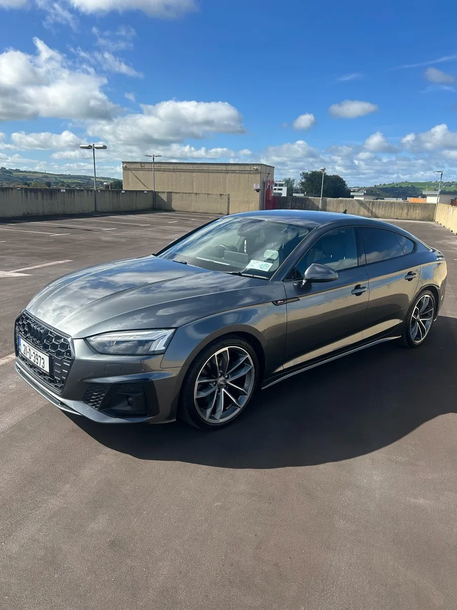 Audi A5 - Image 1