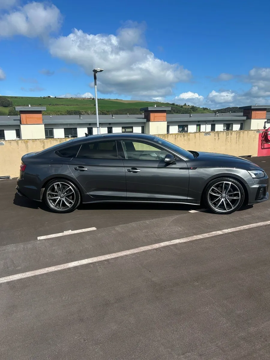 Audi A5 - Image 2