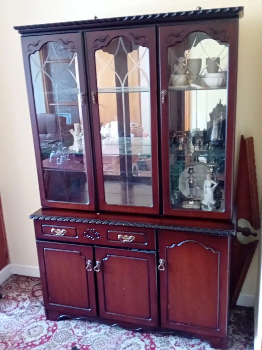 Sideboard - Image 3