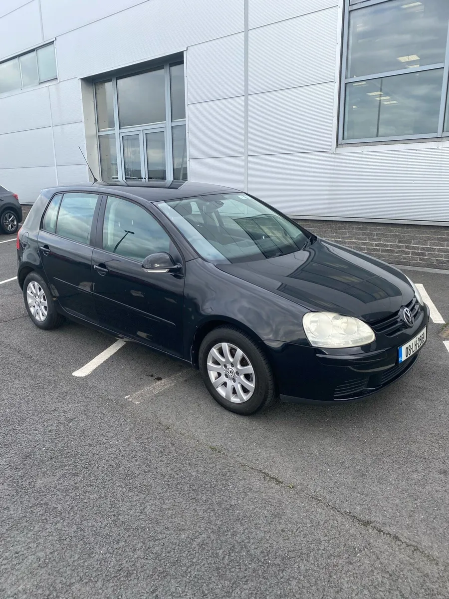 Volkswagen Golf 1.4 petrol - Image 1