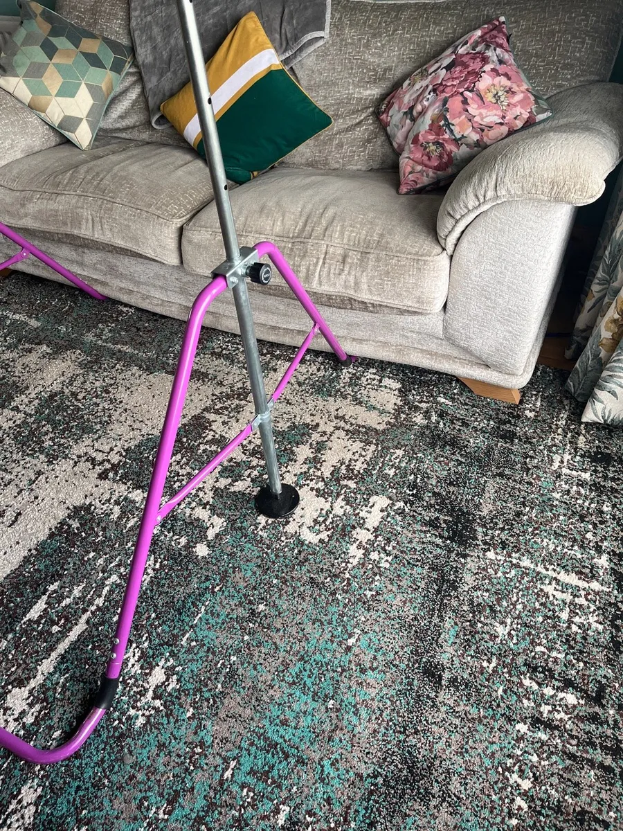 Gymnastics bar (purple) - Image 2
