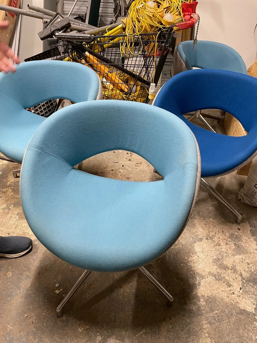 Tub chairs